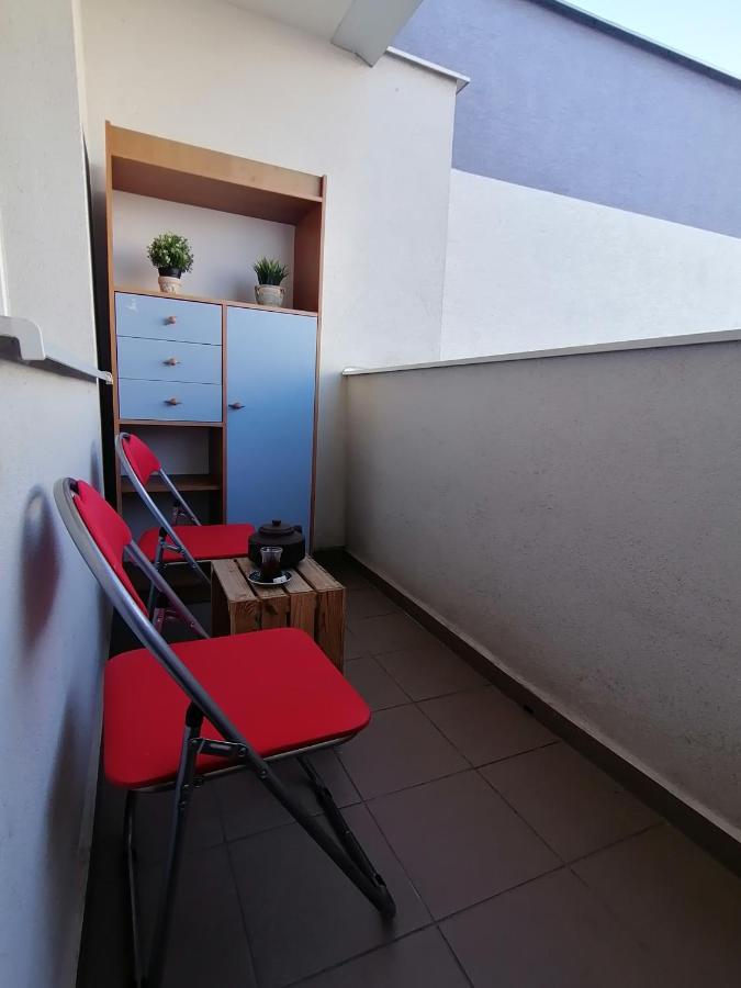 Cozy, Bright Room With Free Parking Pressburg Exterior foto